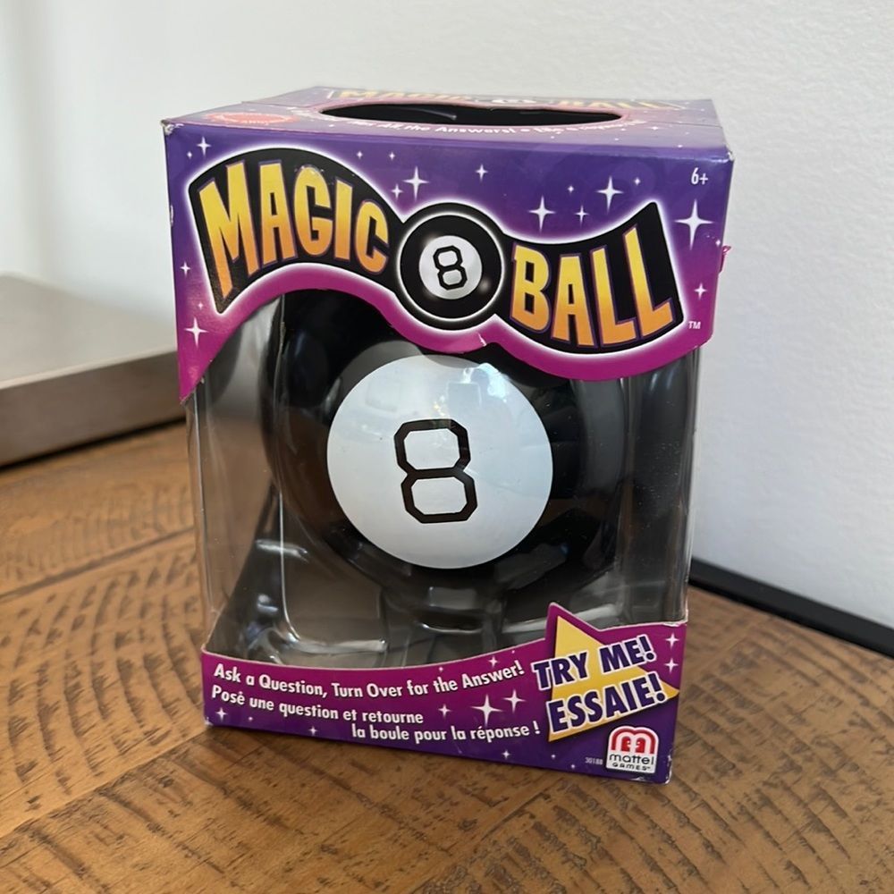MAGIC 8 BALL 🎱